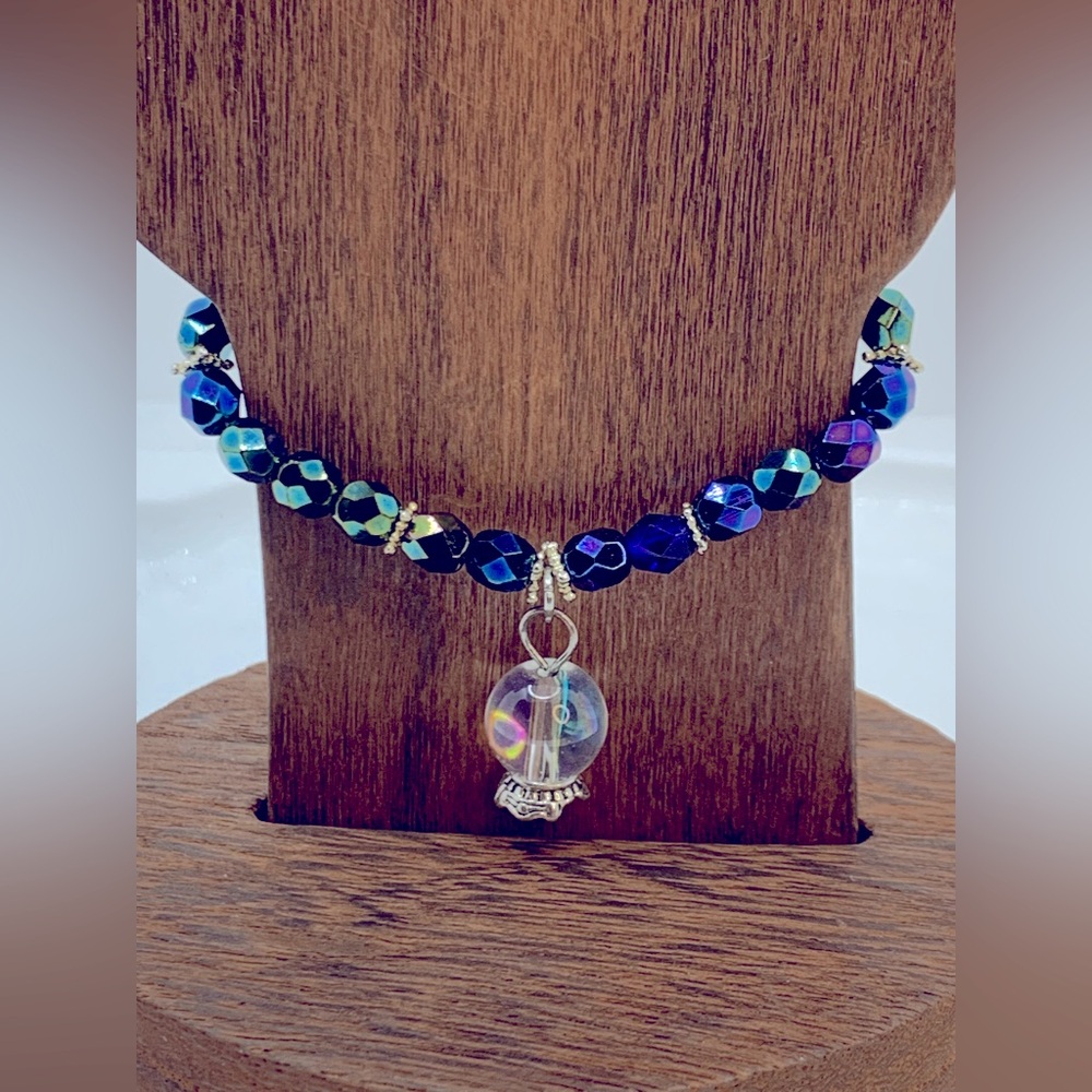 Handcrafted Faceted Stretch Beaded Bracelet Blue Green Silver Womens Jewelry